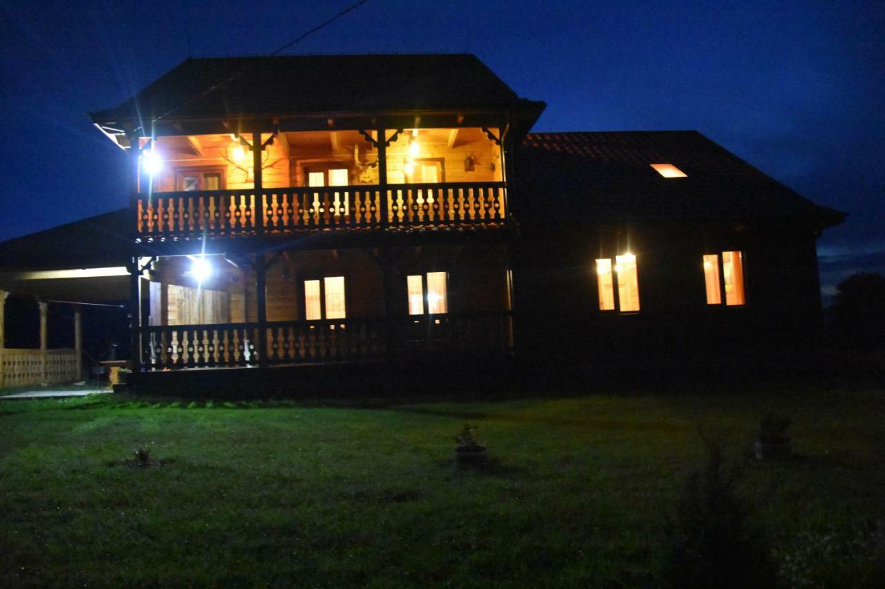 Зубровиця Bukovinka Exterior foto